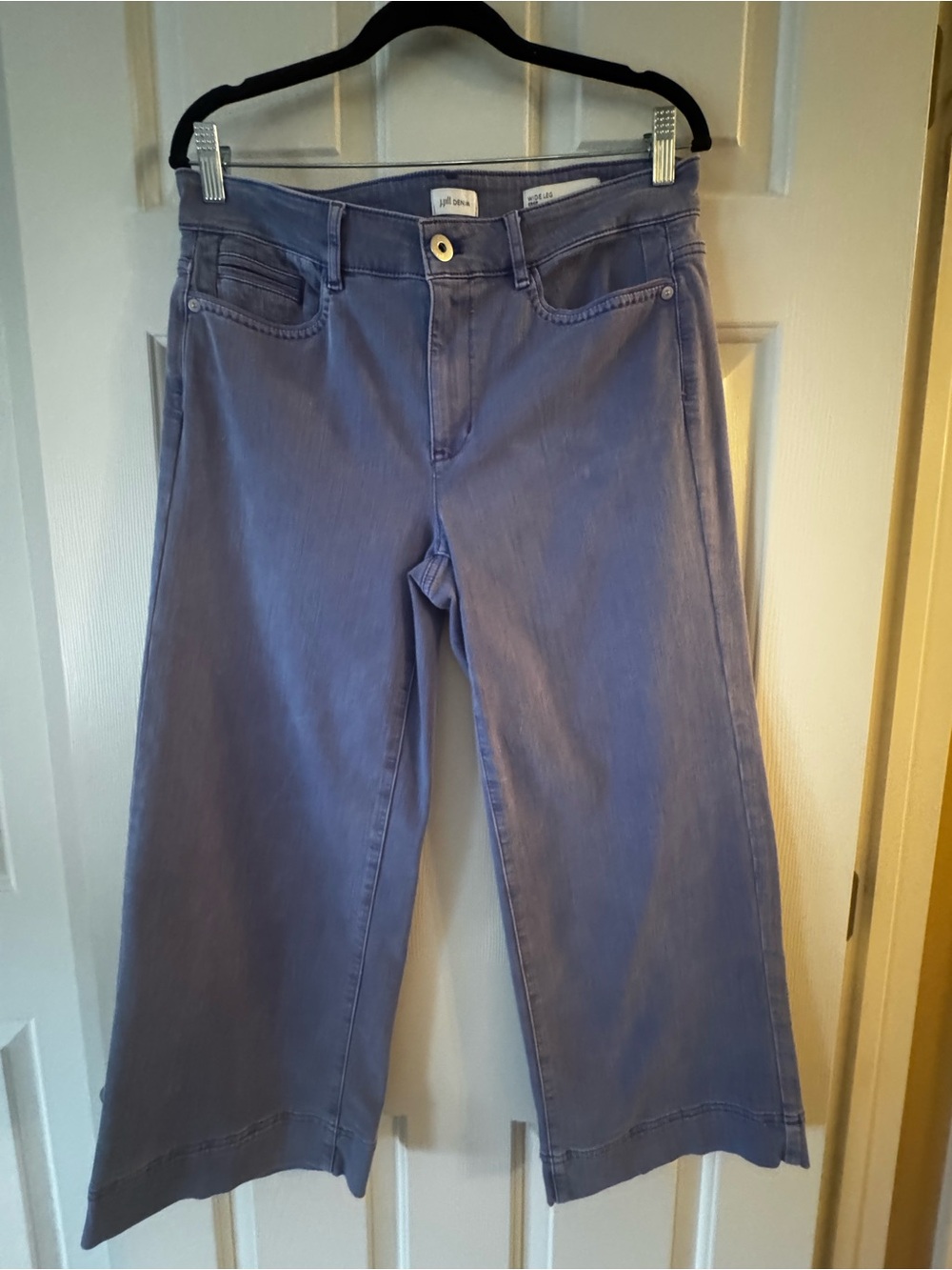 J. Jill - Dusty-Purple Wide Leg Cropped Pants - Sz. 8 
Excellent Condition!